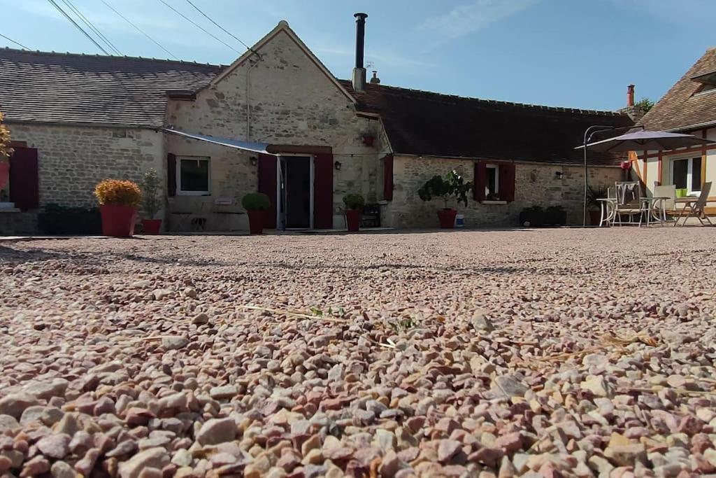 Les Lys Jolie Suite Parentale Privative Deux Adultes Avec Sdd Pertheville-Ners Esterno foto