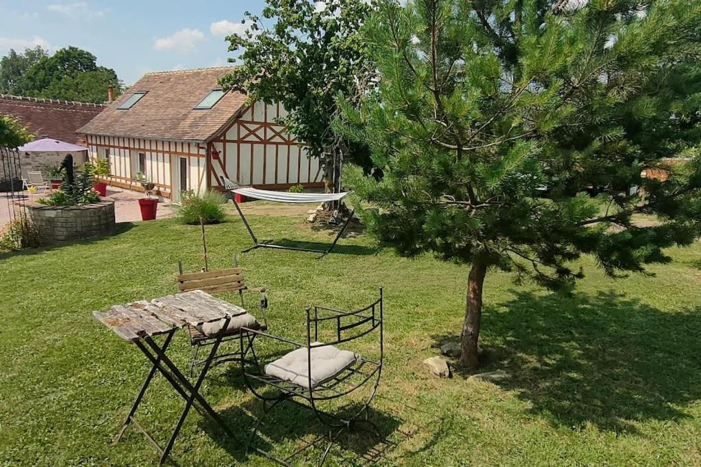 Les Lys Jolie Suite Parentale Privative Deux Adultes Avec Sdd Pertheville-Ners Esterno foto